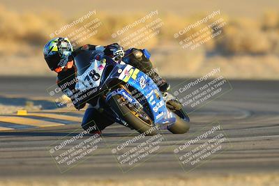 media/Nov-17-2024-CVMA (Sun) [[1fec520723]]/Race 18-Supersport Middleweight/